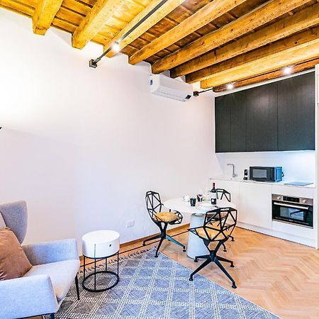 Dream Suites Milano Brisa Meravigli Exterior photo