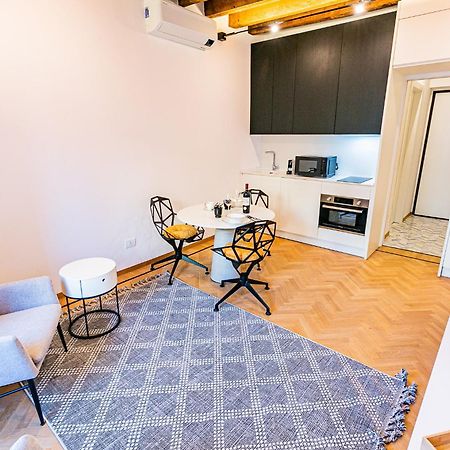 Dream Suites Milano Brisa Meravigli Exterior photo